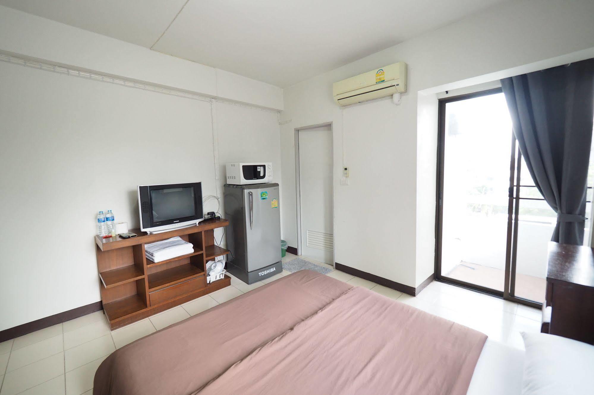 Living Naraa Place Bangkok Exterior foto